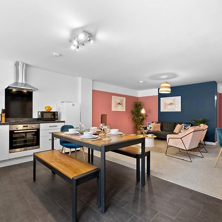 Glevum Lodge - 2 Bedroom Town Centre Apartment Сайренстер Экстерьер фото